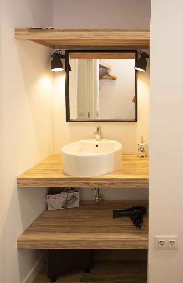 Apartsuite B&R Triana Arellano Севилья Экстерьер фото